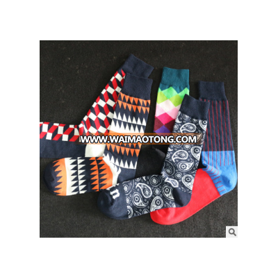 fashion Custom Classic unisex happy striped socks